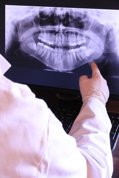 Best Weekend Emergency Dentist in Bayside, WI